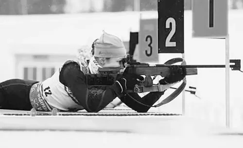 Российская биатлонистка погибла прямо во время гонки. Соперницы просто объезжали тело