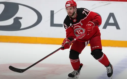 «Я скучаю по качеству еды в Москве». Канадский защитник «Витязя» — о жизни в России