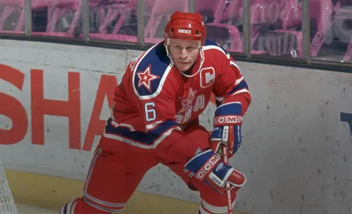 Большие взятки помогли русскому хоккеисту сбежать. Променял ЦСКА на мечту сыграть в НХЛ