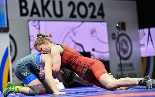 Украинцы спорили, россиянка доминировала. Велиева без труда получила лицензию