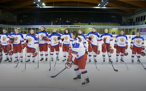 Гимн России освистали на чемпионате мира. Реакция спортсменок восхитила публику