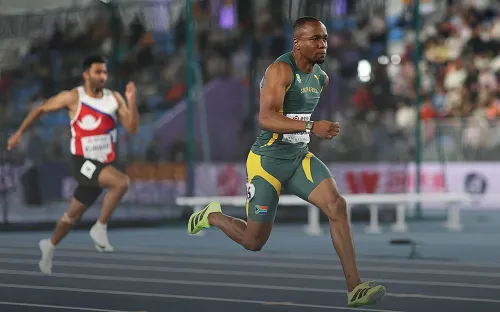 Над величием Болта нависла угроза. Африканский выскочка бьёт рекорды Молнии