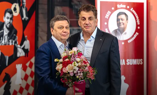 Леонидычу – 70! Большой фанат фигур и пешек, классный игрок, меценат и функционер