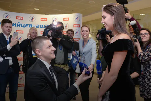 «Сделал предложение на Олимпийском балу». Роман, тронувший даже видавшую многое публику