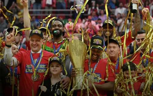 ЦСКА смял «Зенит» и взял титул! Односторонний матч в «Мегаспорте» закрыл сезон Единой лиги