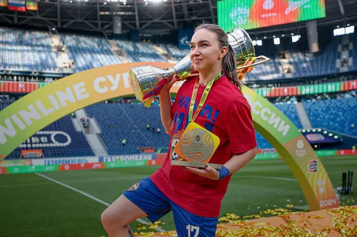 «Мужики спрашивали: «Как вы с грудью играете?» Исповедь звезды женского Суперкубка России