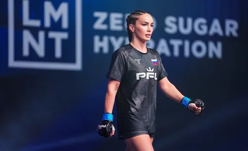 Красавица из России вернулась в бои спустя два года. Судьбу поединка решила одна ошибка