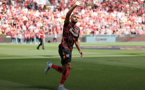 Для победы все средства хороши. «Бавария» наглым образом обкрадывает конкурентов