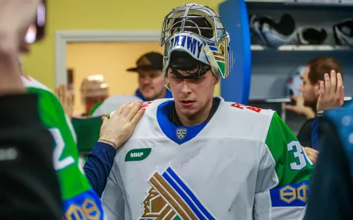 «Да уйди ты, блин!» Вратарь сборной России обматерил оператора