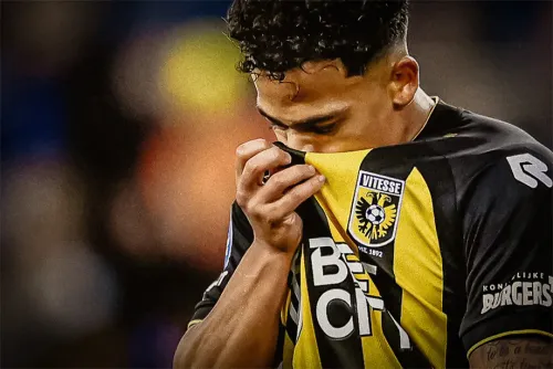 Русский след простыл. После ухода Слуцкого и Березуцких «Витесс» на ладан дышит