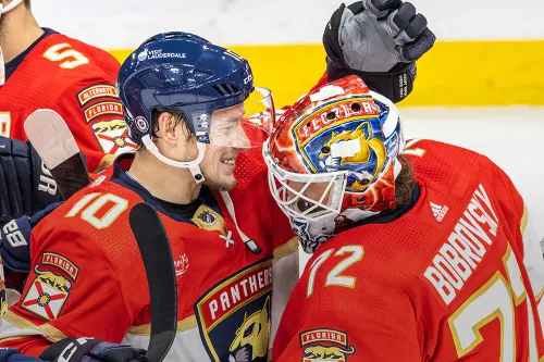 Тарасенко теперь профессор. Россияне вывели «Флориду» в финал Кубка Стэнли