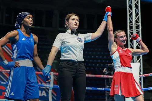 Под флагом России и с национальным гимном. Наши боксёры разрывают чемпионат Европы