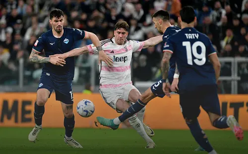 «Лацио» пытается отыграть дефицит в два мяча у «Юве». Получится?