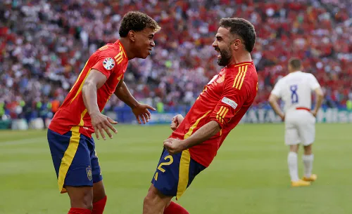 Сумасшедший рекорд. 16-летний пацан вошёл в историю Евро