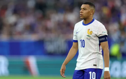 Мбаппе сыграет с Польшей, но может пропустить старт плей-офф. И дело не в травме