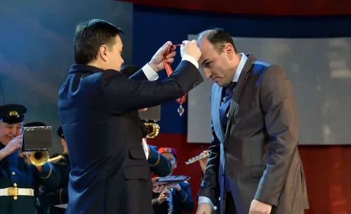 «Машина по мне проехалась». Российский тренер сборной героически спас жизнь ребёнку  