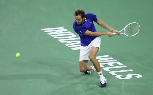 Медведев добился невероятной победы. Даня находился в шаге от фиаско