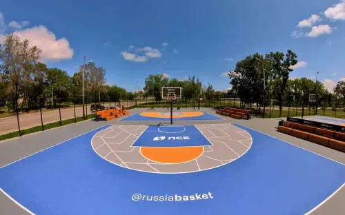 Такого на Дальнем Востоке ещё не было. ПСБ открыл в Хабаровске Центр уличного баскетбола