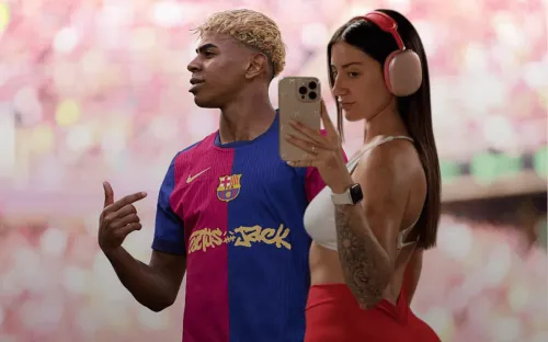 29-летняя фитнес-блогер призналась в отпуске с Ямалем. В её сторону полетели обвинения