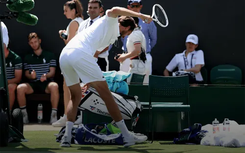 Кошмар Медведева продолжается. Даниил вылетел с Уимблдона в первом же матче