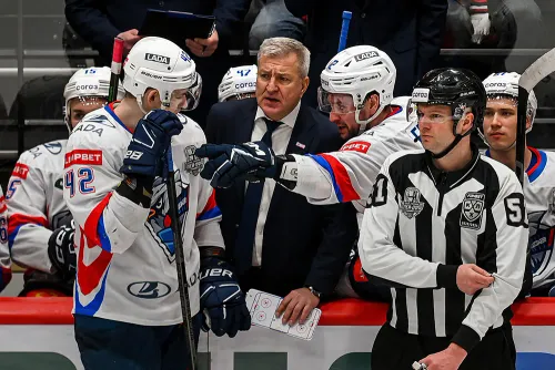 «Калифы на час» или светлое будущее. «Лада» стала главной сенсацией сезона