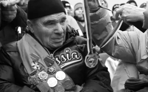 «Двум королям в одном замке будет тесно». Умер лучший игрок в истории русского хоккея