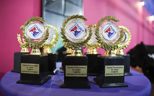 «Футболисты быстро освоили падел». Евгений Алдонин – о популярности этого вида спорта