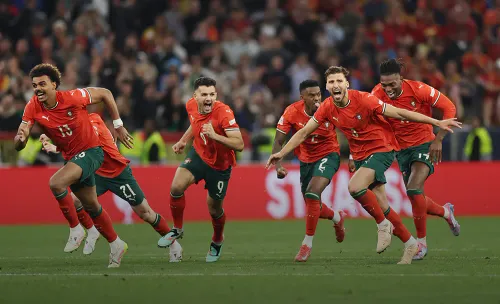 Португальцы бьют испанцев в финале Лиги наций! В решающий момент справились без Роналду