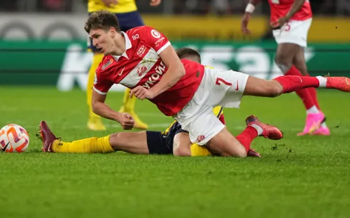 Очередной дельфин Соболева. Так бездарно форвард «Спартака» ещё не симулировал