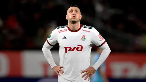 «Ему наплевать». Что происходит с Дзюбой, и почему он имеет право так себя вести