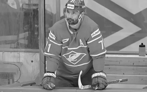 Теракт в Москве поставил спорт на паузу. Но часть соревнований пройдёт в закрытом режиме