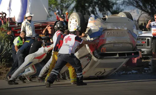 Избежал комы и ампутации. После страшной и глупой аварии добился долгожданного триумфа