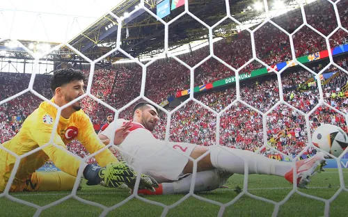 Евро-2024 идёт на уникальный рекорд . Осталось сделать всего два шага