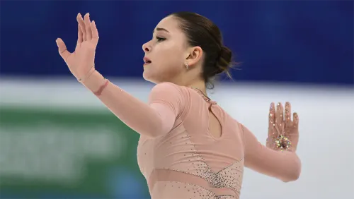 Осталась ни с чем. Побег в Казахстан разбил мечты перспективной фигуристки