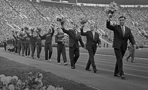 Первый и последний триумф. Великая победа наших футболистов на дебютном ЧЕ