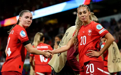 Финляндия и Швейцария сойдутся в решающем матче группы. Кто выйдет в плей-офф?  