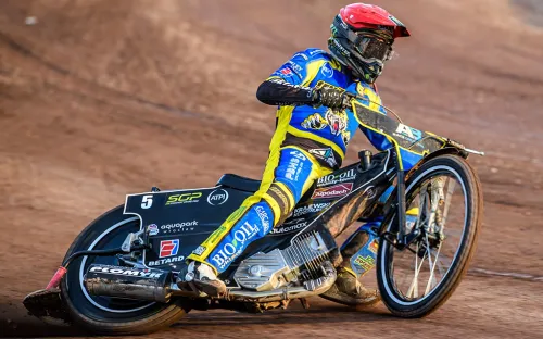 Ужасная авария чемпиона мира. Звёздный спидвеист находится в коме