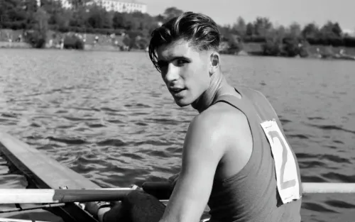 Заткнул наглого австралийца и установил рекорд. Русский спортсмен удивил весь мир