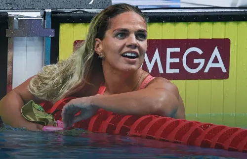 Наши пловцы подхватили олимпийский «флешмоб» с заселением. Ефимова пожаловалась на туалеты