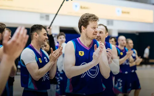 Яркое баскетбольное шоу в Норильске. «Палладий» обыграл «Никель» в «Заполярном матче звёзд»