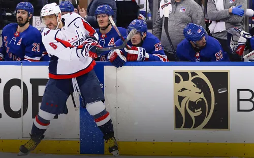 «Кто-нибудь видел Овечкина?» Реакция экспертов и болельщиков на неудачный старт плей-офф