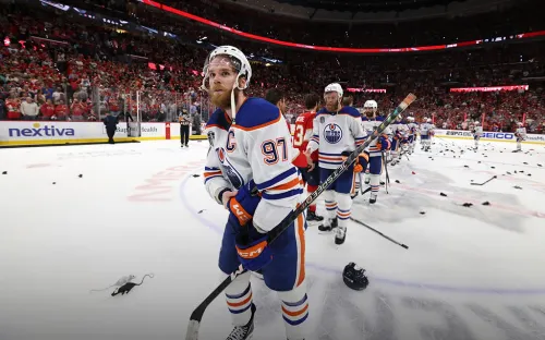 Макдэвид опозорил решение НХЛ. Его бунт арена встретила оглушительным свистом