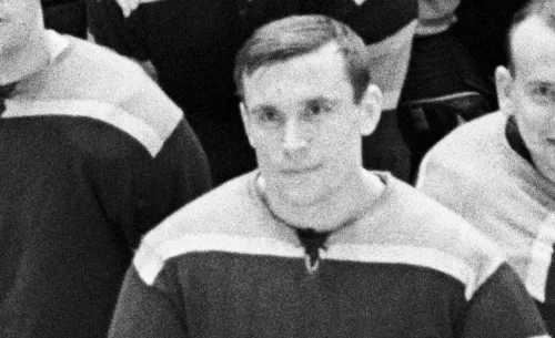 Месть за тяжёлое детство. Знаменитого русского хоккеиста зверски зарезала собственная дочь