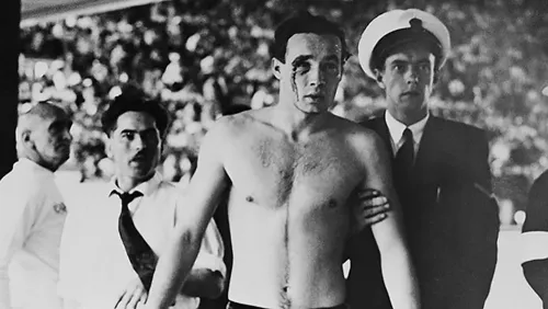 Кровь в бассейне. Провокации венгров лишили сборную СССР олимпийского золота