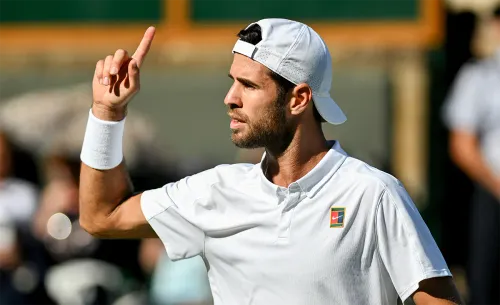 Карен Хачанов поборется с Нуну Боржешем за путёвку в 1/8 финала Уимблдона. Кто победит?