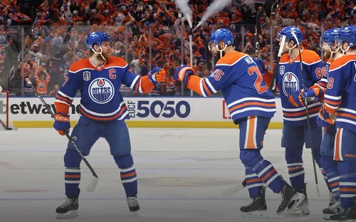 Макдэвид посадил Бобровского на лавку. В финале канадец побил несколько рекордов